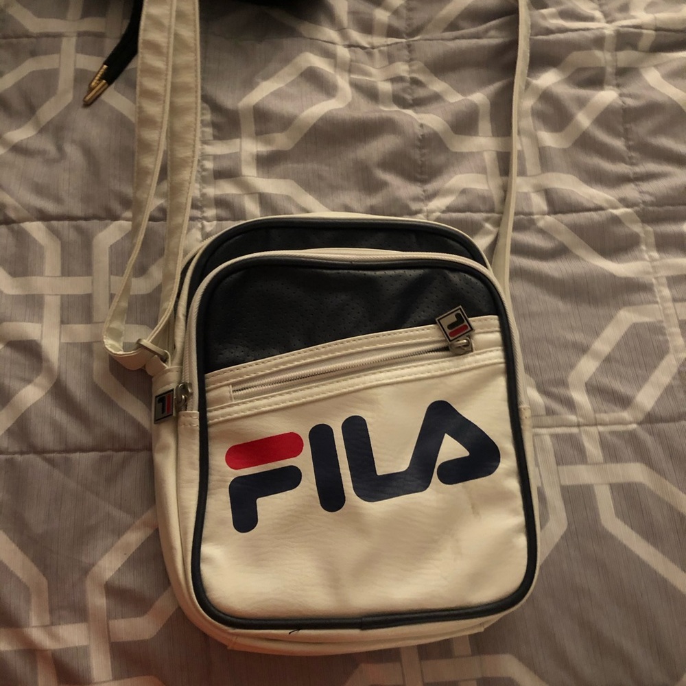FILA cross body